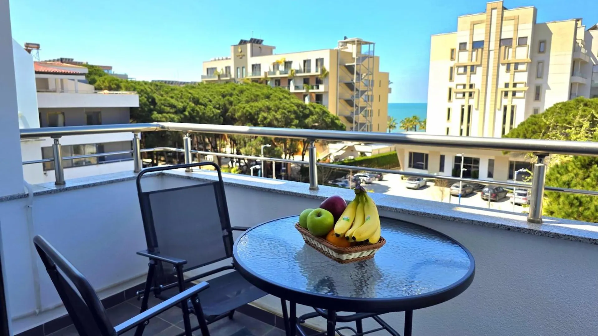 Modern Amenity-Rich Apartment In Durres Golem